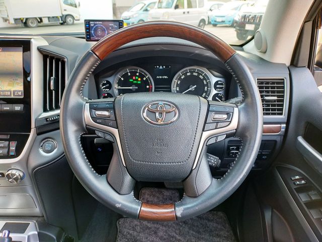 TOYOTA LANDCRUISER wagon 2016