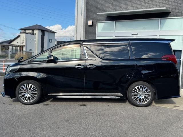 TOYOTA ALPHARD 2016