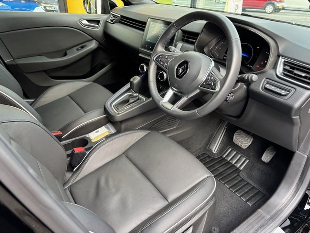 RENAULT RENAULT LUTECIA 2024