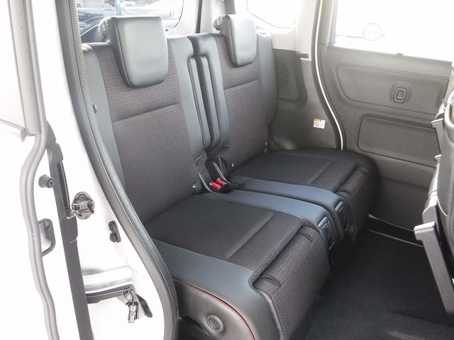 SUZUKI Spacia custom 4WD 2025