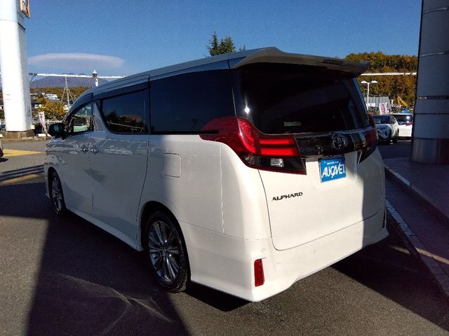TOYOTA ALPHARD 2017
