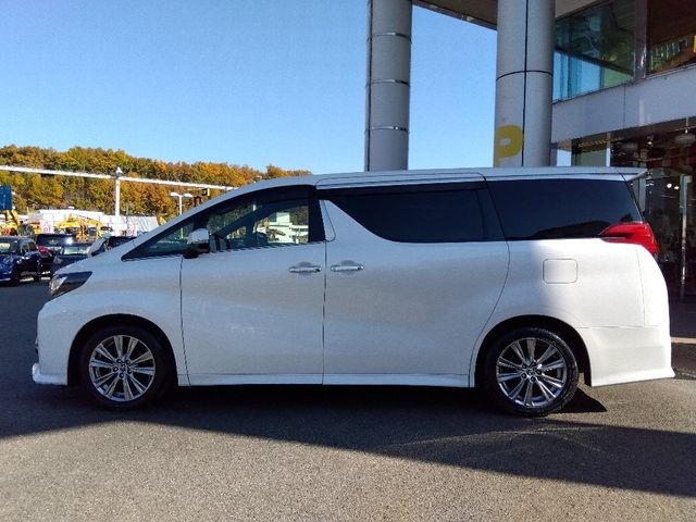 TOYOTA ALPHARD 2017