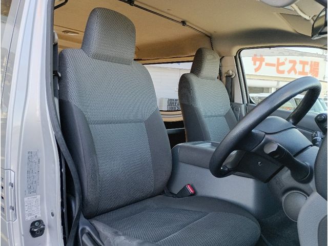 NISSAN NV350 CARAVAN 4WD 2020