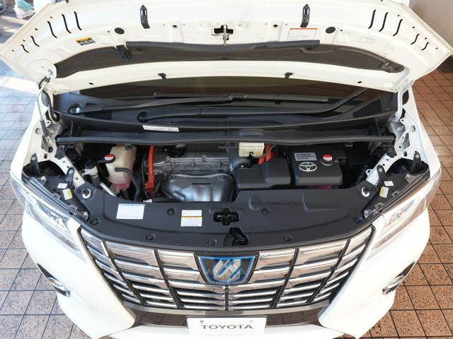 TOYOTA ALPHARD hybrid 4WD 2017