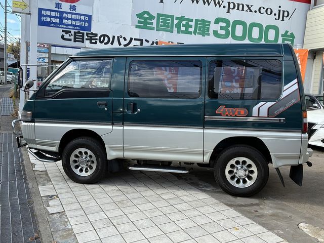 MITSUBISHI DELICA STARwagon 4WD 1996