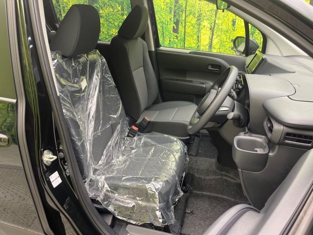 TOYOTA SIENTA HYBRID 2025