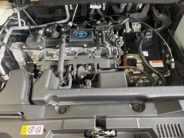 TOYOTA VOXY HYBRID 2024