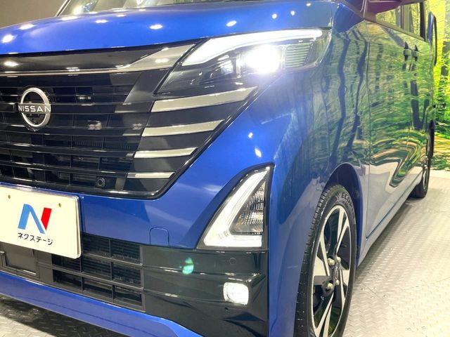 NISSAN ROOX 2023