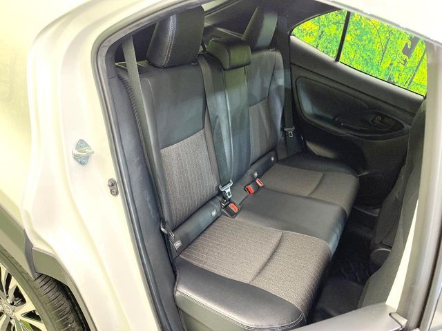 TOYOTA YARIS CROSS HYBRID 2023