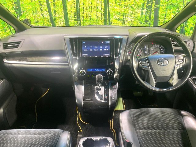 TOYOTA VELLFIRE 2017