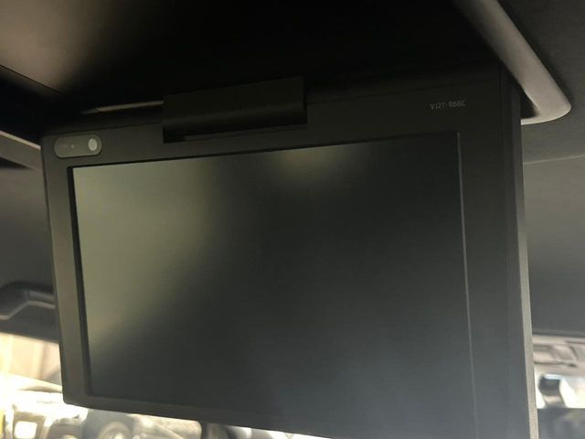 TOYOTA VELLFIRE 2017