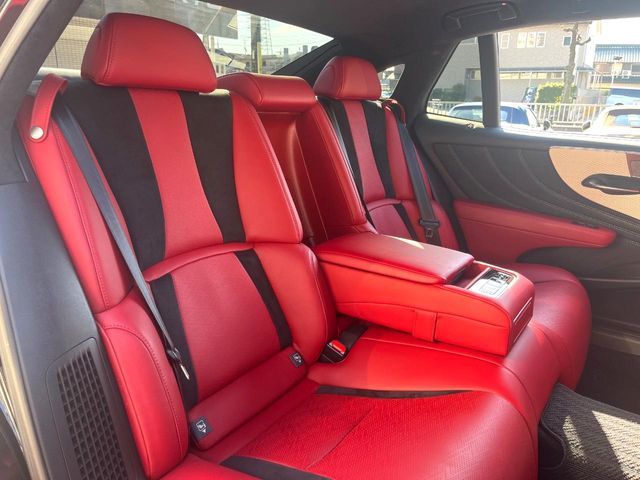 TOYOTA LEXUS LS500h 4WD 2018