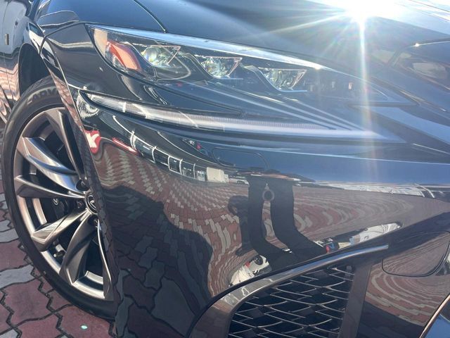 TOYOTA LEXUS LS500h 4WD 2018