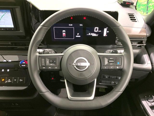 NISSAN SERENA  WG 2025