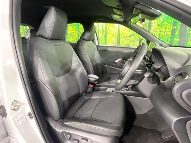 TOYOTA YARIS CROSS HYBRID 2025