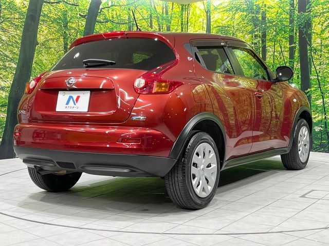 NISSAN JUKE 2011