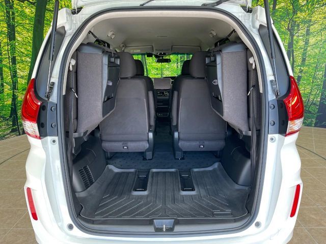 HONDA FREED HYBRID 2023