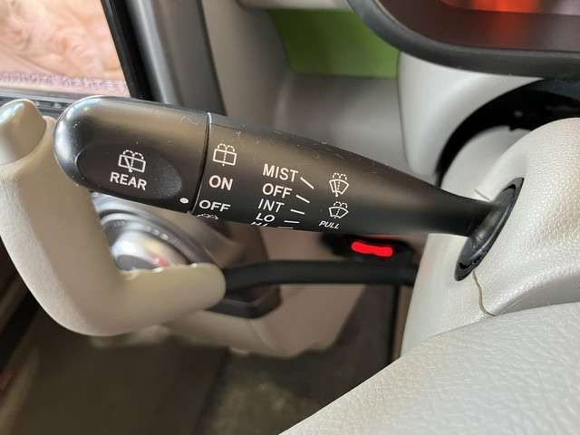 DAIHATSU MOVE CONTE 4WD 2014