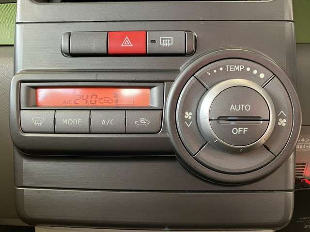 DAIHATSU MOVE CONTE 4WD 2014