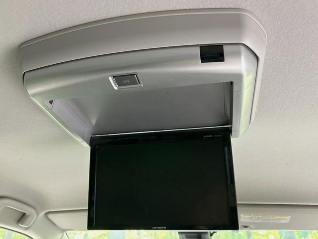 TOYOTA SIENTA HYBRID 2016