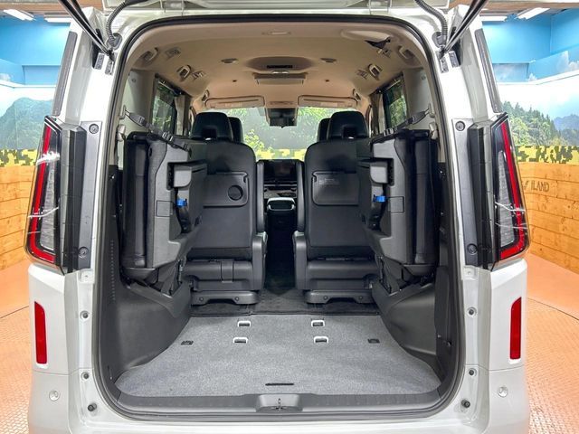 NISSAN SERENA  WG 2023