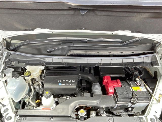 NISSAN SERENA  WG 2023