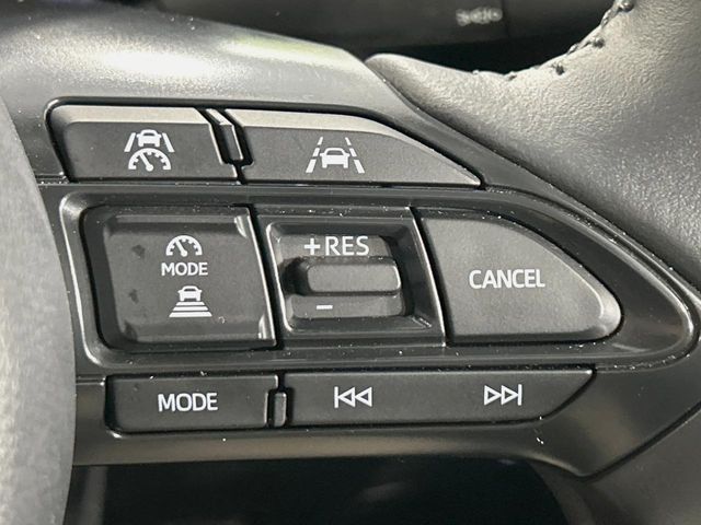 TOYOTA YARIS CROSS HYBRID 2025