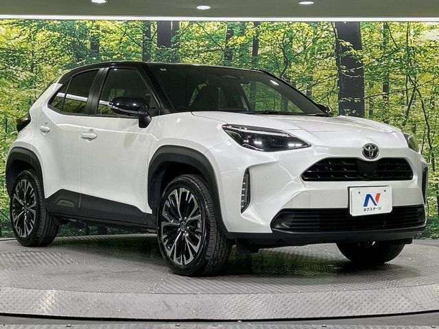 TOYOTA YARIS CROSS HYBRID 2025