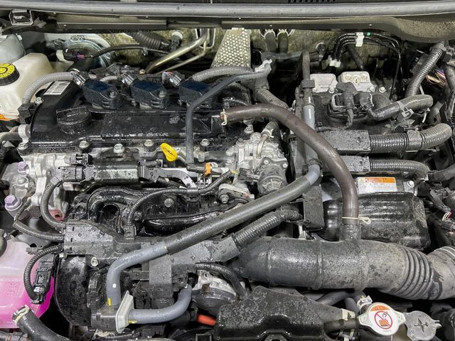 TOYOTA YARIS CROSS HYBRID 2025