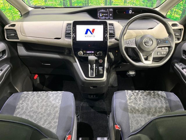 NISSAN SERENA  S-HYBRID 4WD 2016