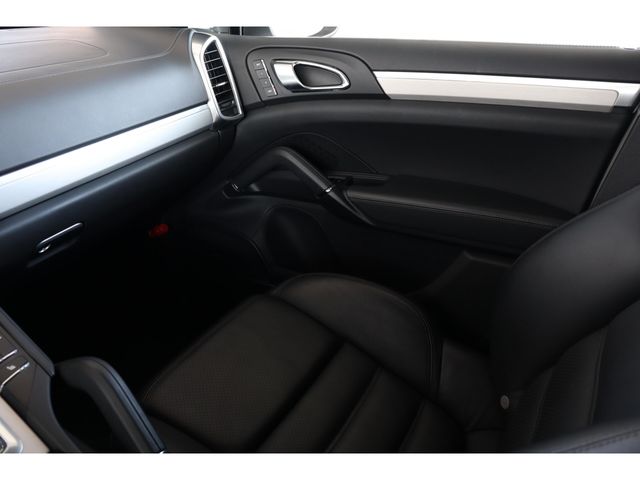 PORSCHE PORSCHE Cayenne 2010