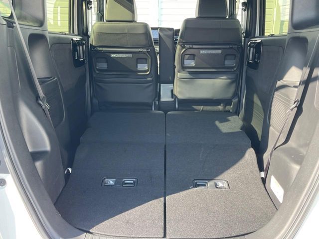 HONDA N BOX CUSTOM 2021