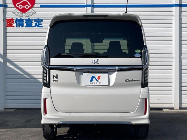 HONDA N BOX CUSTOM 2021