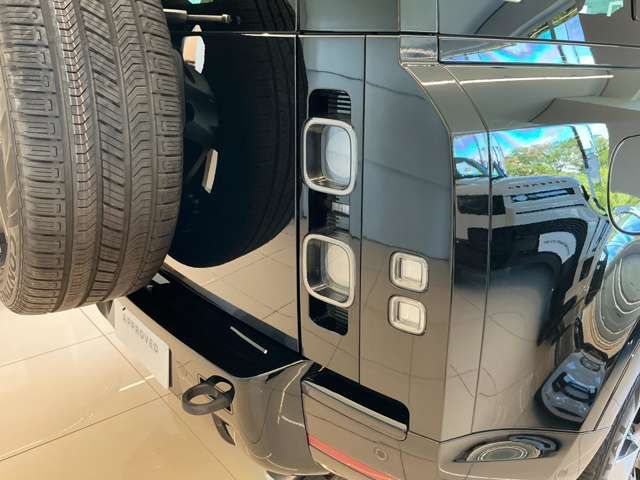 ROVER ROVER DEFENDER 2023