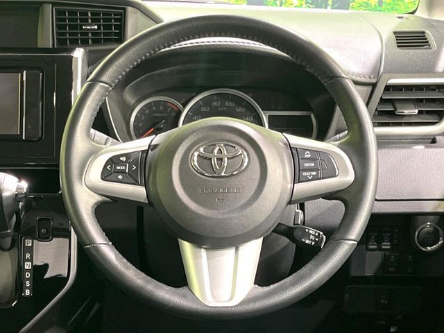 TOYOTA ROOMY 2019