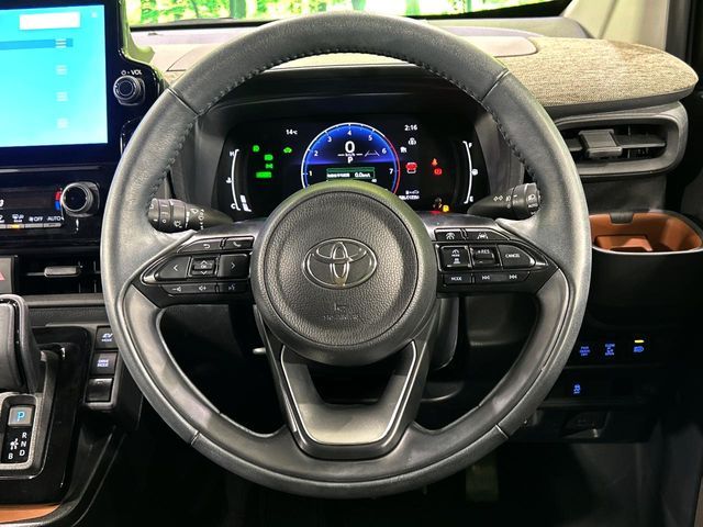 TOYOTA SIENTA HYBRID 2023