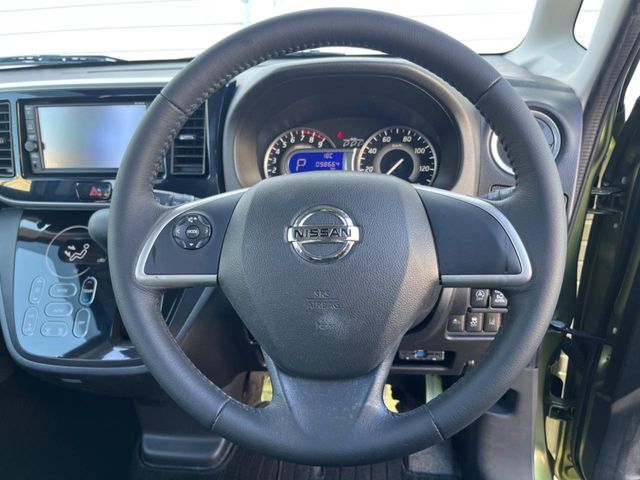 NISSAN DAYZ ROOX 2018