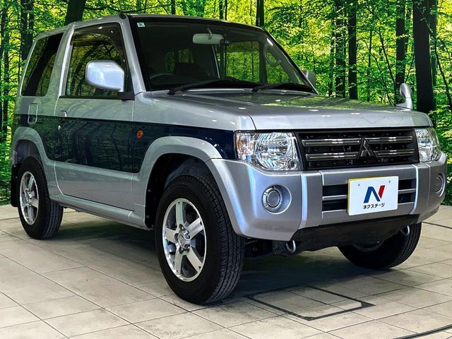 MITSUBISHI PAJERO MINI 2010