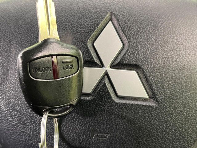 MITSUBISHI PAJERO MINI 4WD 2010