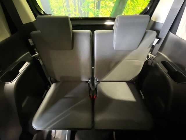 TOYOTA SIENTA HYBRID 2025