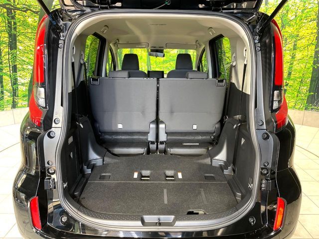 TOYOTA SIENTA HYBRID 2025