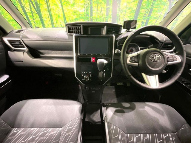 TOYOTA ROOMY 2020