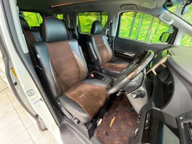 TOYOTA ALPHARD 4WD 2014