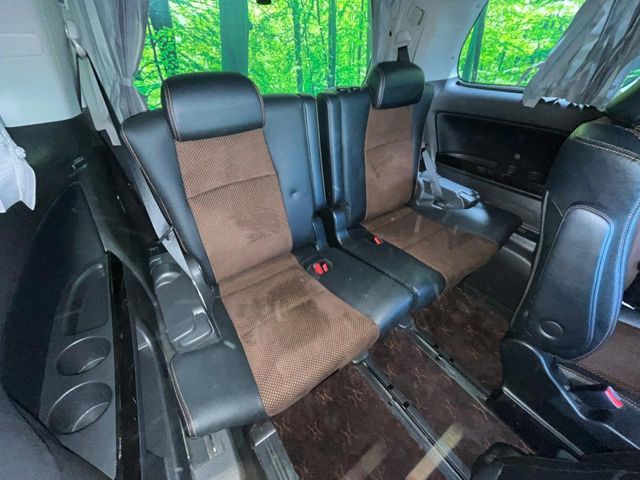 TOYOTA ALPHARD 4WD 2014