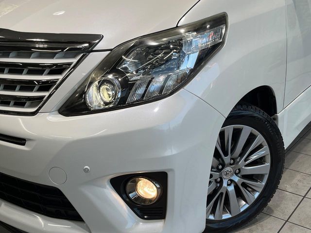 TOYOTA ALPHARD 4WD 2014