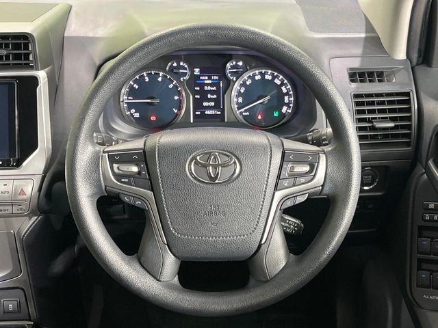 TOYOTA LANDCRUISER PRADO 2018