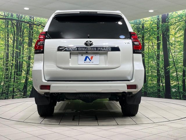 TOYOTA LANDCRUISER PRADO 2018
