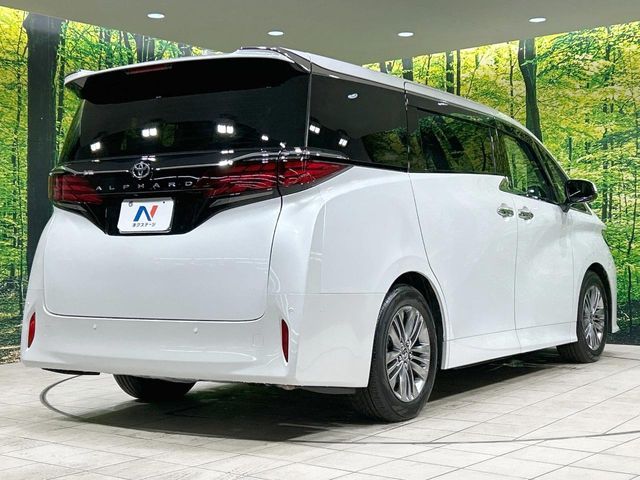 TOYOTA ALPHARD 2024