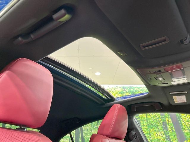 TOYOTA LEXUS IS300 2021