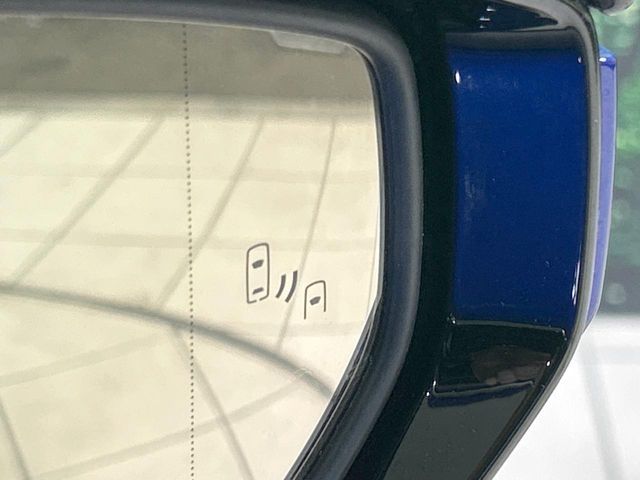 TOYOTA LEXUS IS300 2021